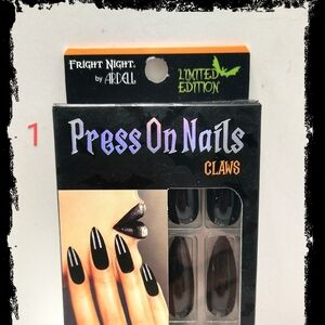 ☠️ Fright Night - CLAWS ☠️ Black ~ Limited Edition ~ Press On Nails *NIB*